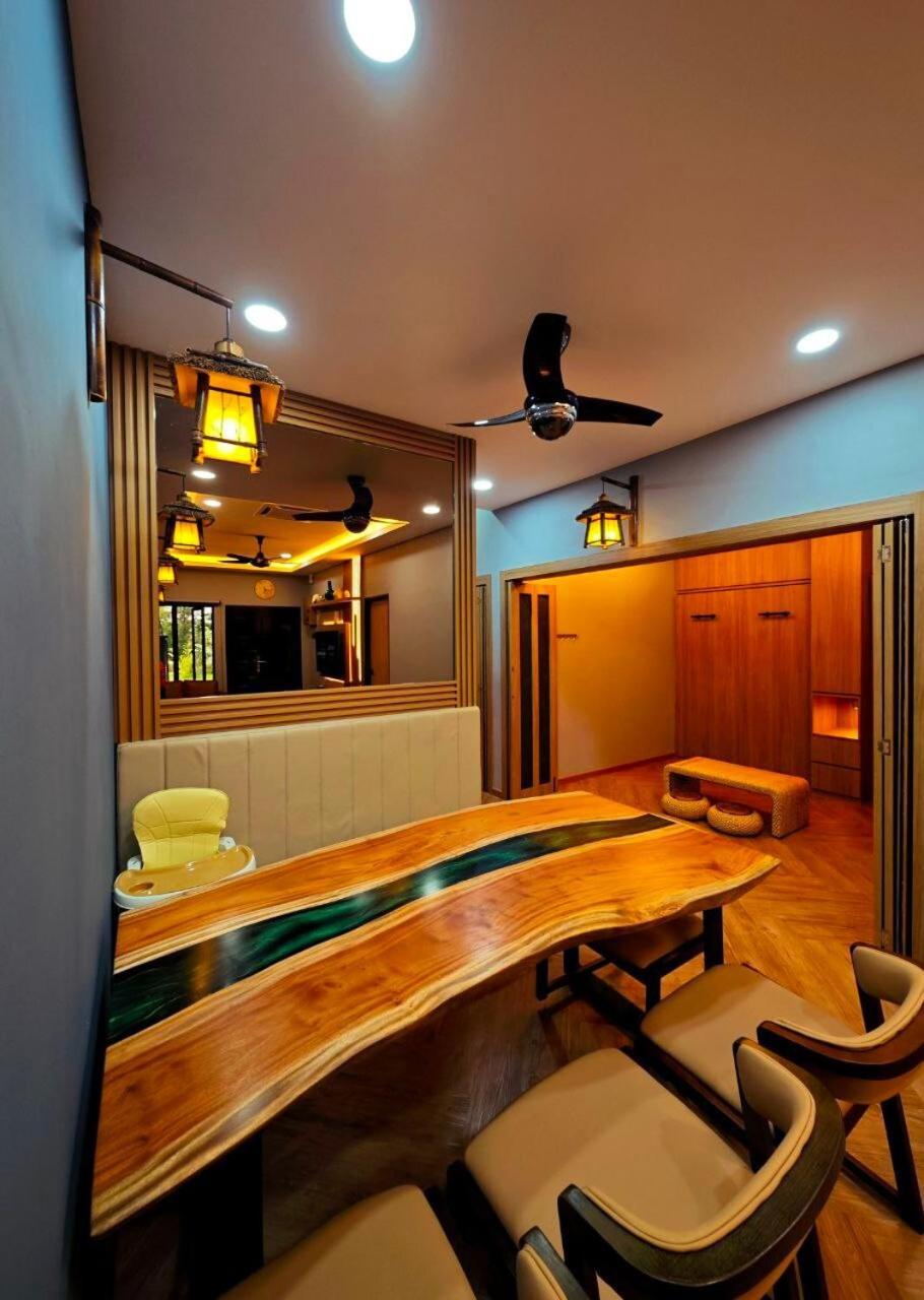 Zen At Austin - Sleep 13 Pax-10 Min To Aeon Tebrau Holiday home