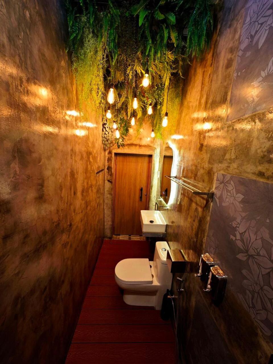 Zen At Austin - Sleep 13 Pax-10 Min To Aeon Tebrau Holiday home *
