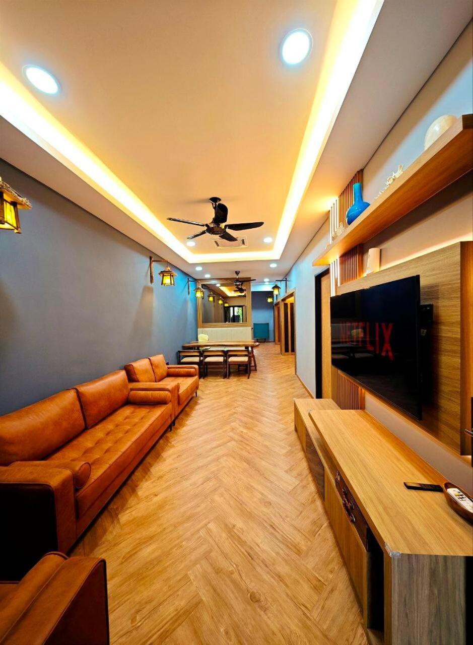 Holiday home Zen At Austin - Sleep 13 Pax-10 Min To Aeon Tebrau